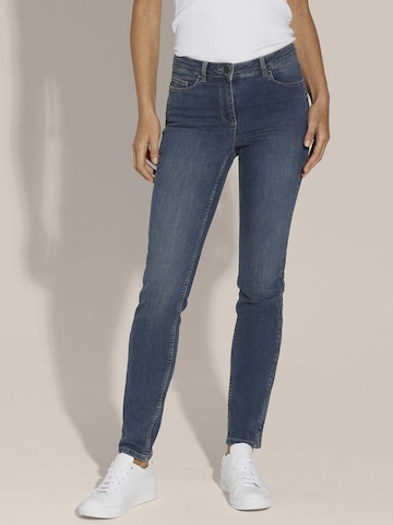 Coupe slim Jean MADELEINE en bleu : devant