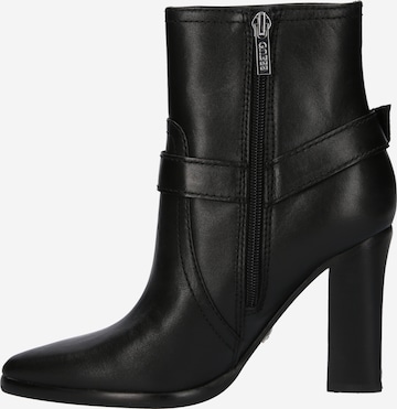 GUESS Stiefelette 'Lanky' in Schwarz