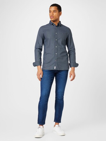 TOMMY HILFIGER Slim Fit Hemd in Blau