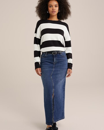 WE Fashion Sweater in Black