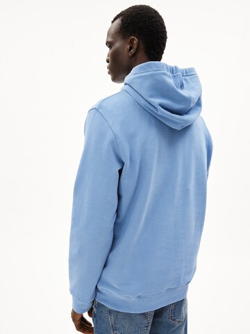 ARMEDANGELS Sweatshirt ' PAARLO NESTLING ' in Blue