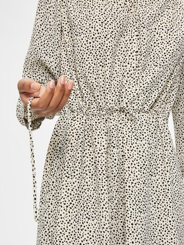 Abito camicia 'Damina' di SELECTED FEMME in beige