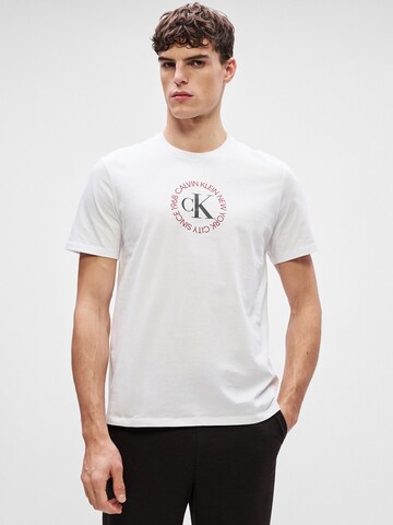 Calvin Klein Jeans Футболка в Белый: спереди