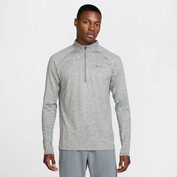 NIKE Funktionsshirt 'Stride' in Grau: Vorderseite