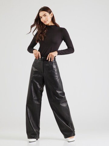 REMAIN Loose fit Trousers 'Cocoon' in Black