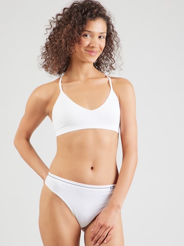 ICANIWILL Бюстье Спортивный бюстгальтер 'Ignite' в Белый: спереди