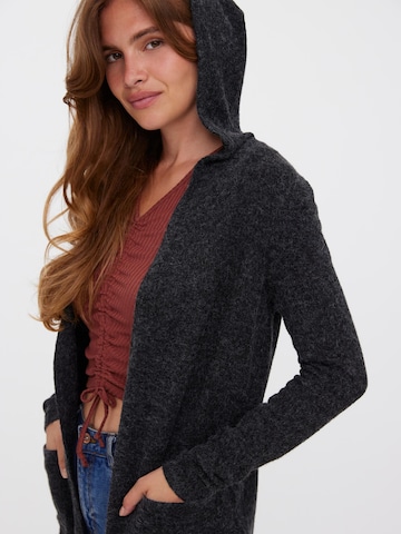 Cardigan 'Doffy' VERO MODA en noir