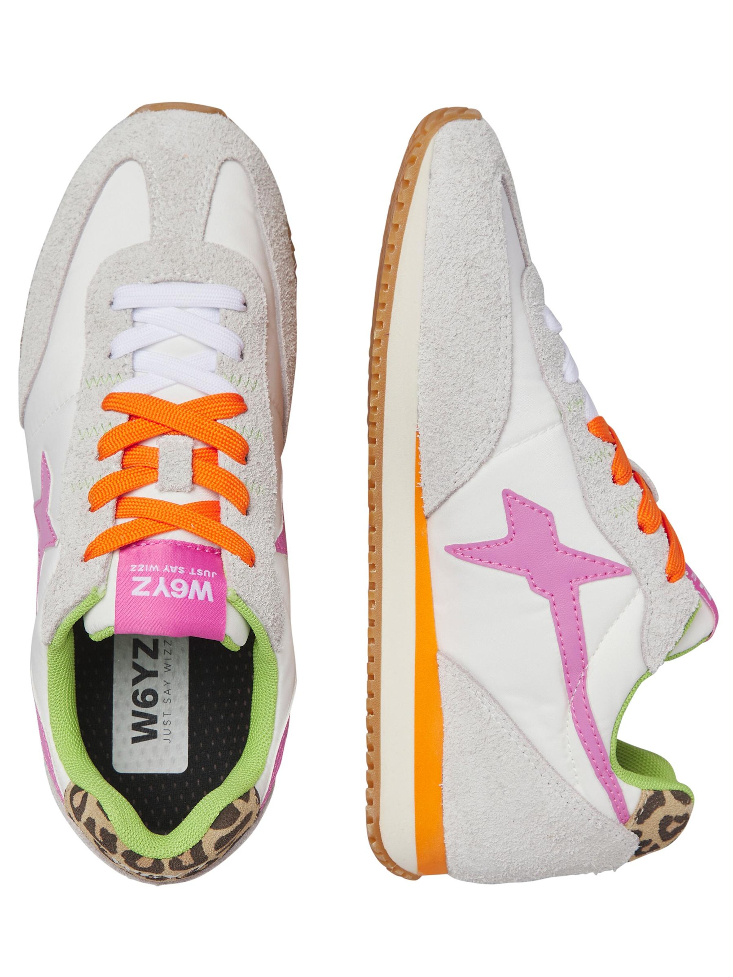 W6YZ Platform trainers in White
