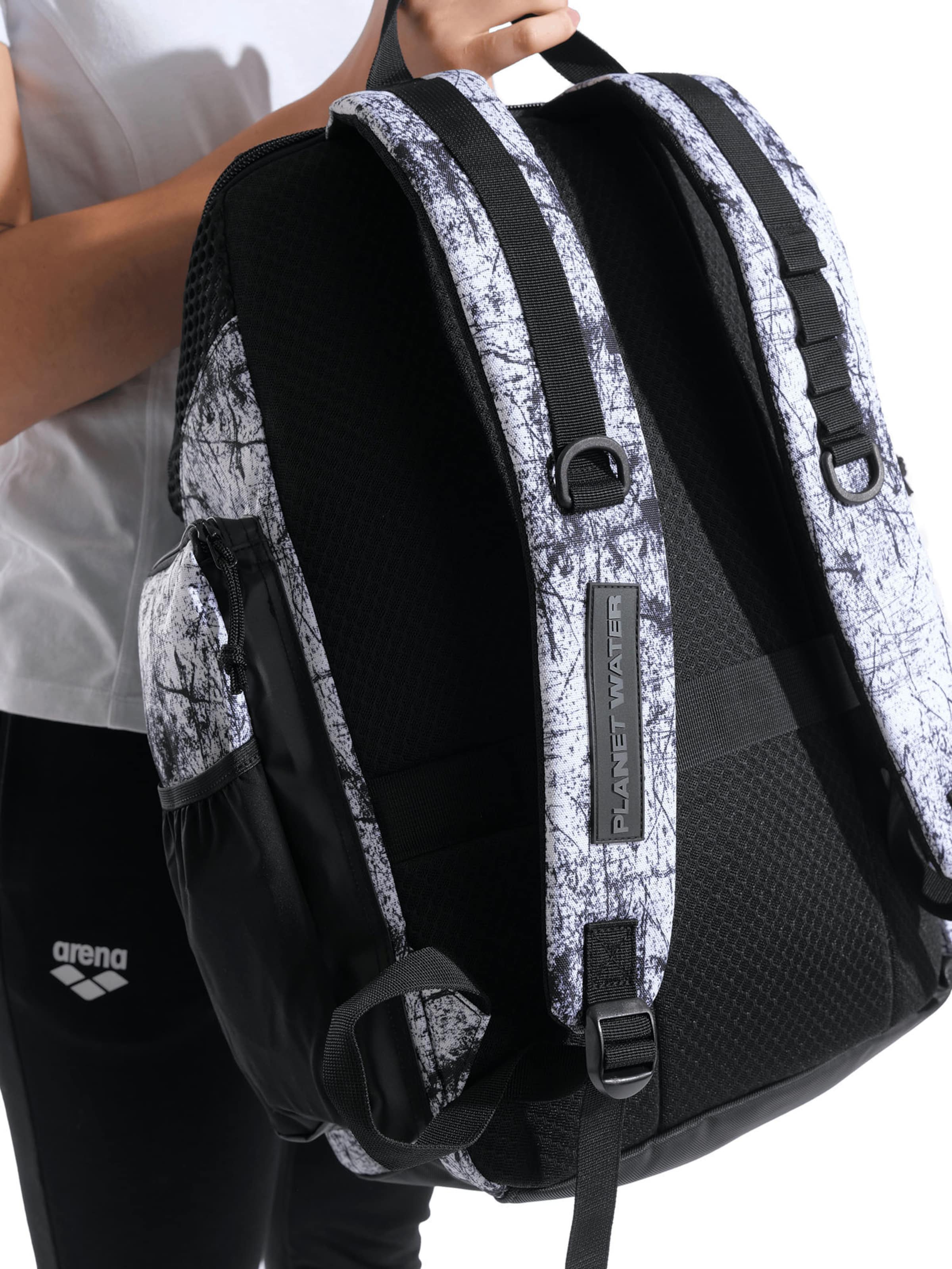 Sac à dos de sport 'ONE GO BACKPACK 45L AO' ARENA en blanc