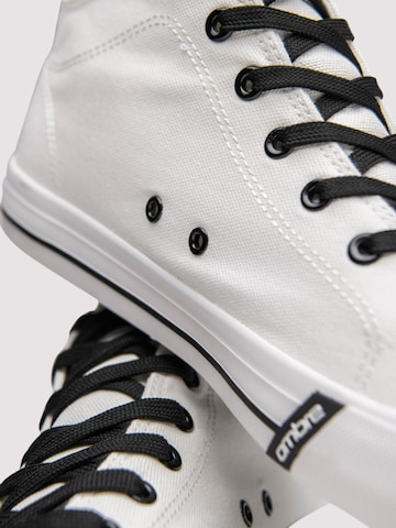 Ombre Sneakers hoog in Wit