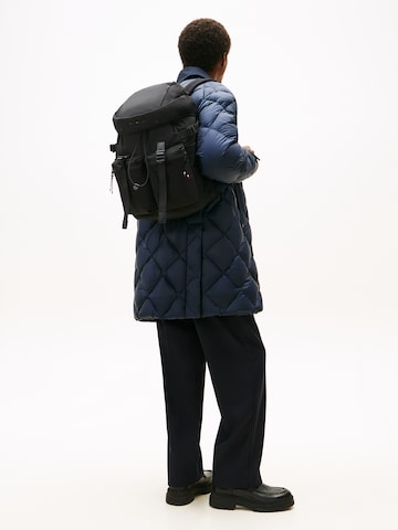 TOMMY HILFIGER - Mochila en negro