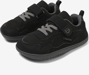 Freiluftkind Sneakers 'Everest Kids' in Black: front