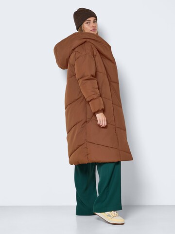 Manteau d’hiver 'Tally' Noisy may en marron