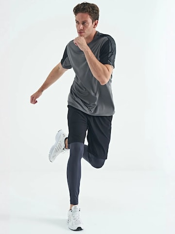 Skinny Pantalon de sport Tommy Life en noir