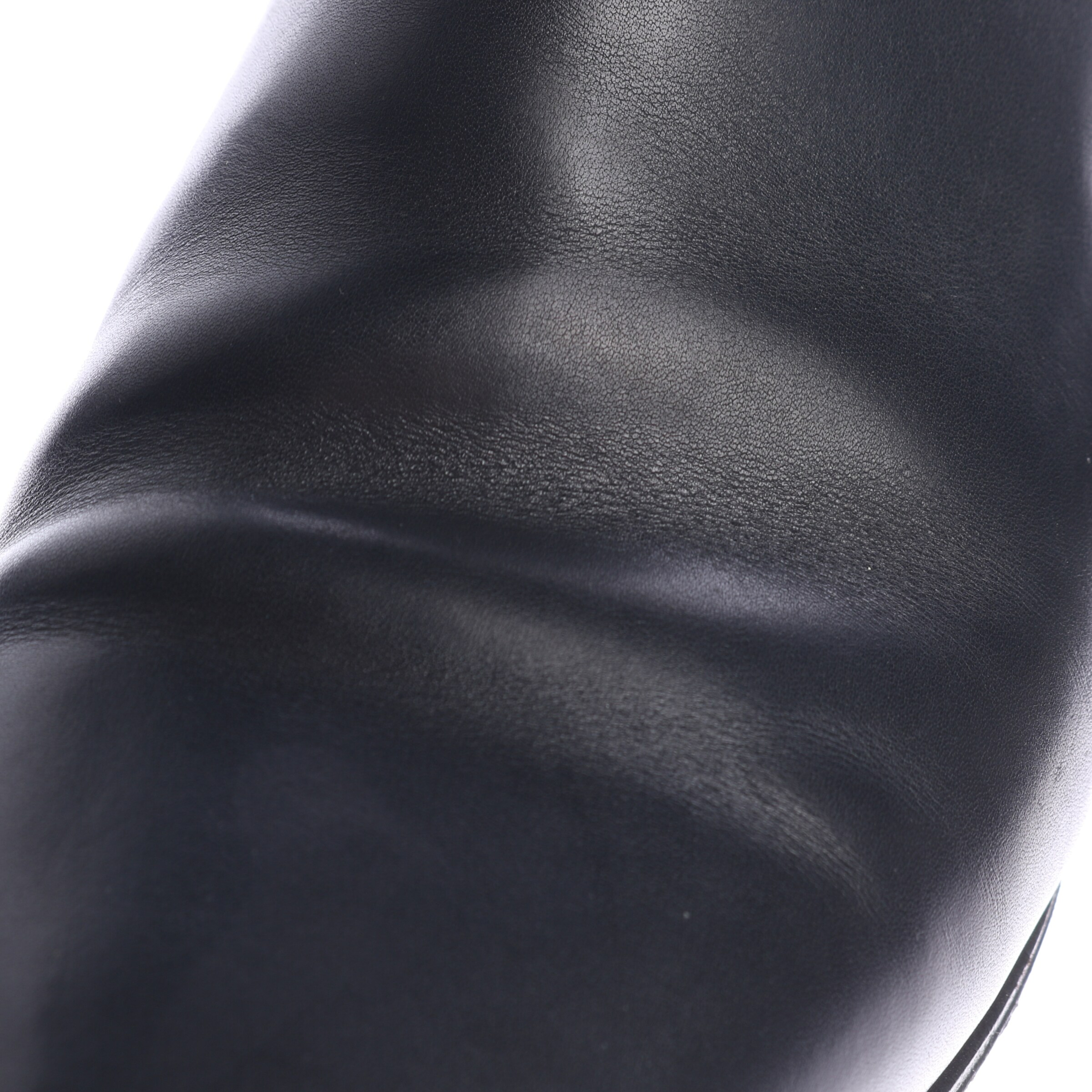 Saint Laurent Anke & Mid-Calf Boots in 40,5 in Black