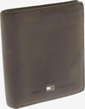 TOMMY HILFIGER Small Leather Goods in One size in Brown: front