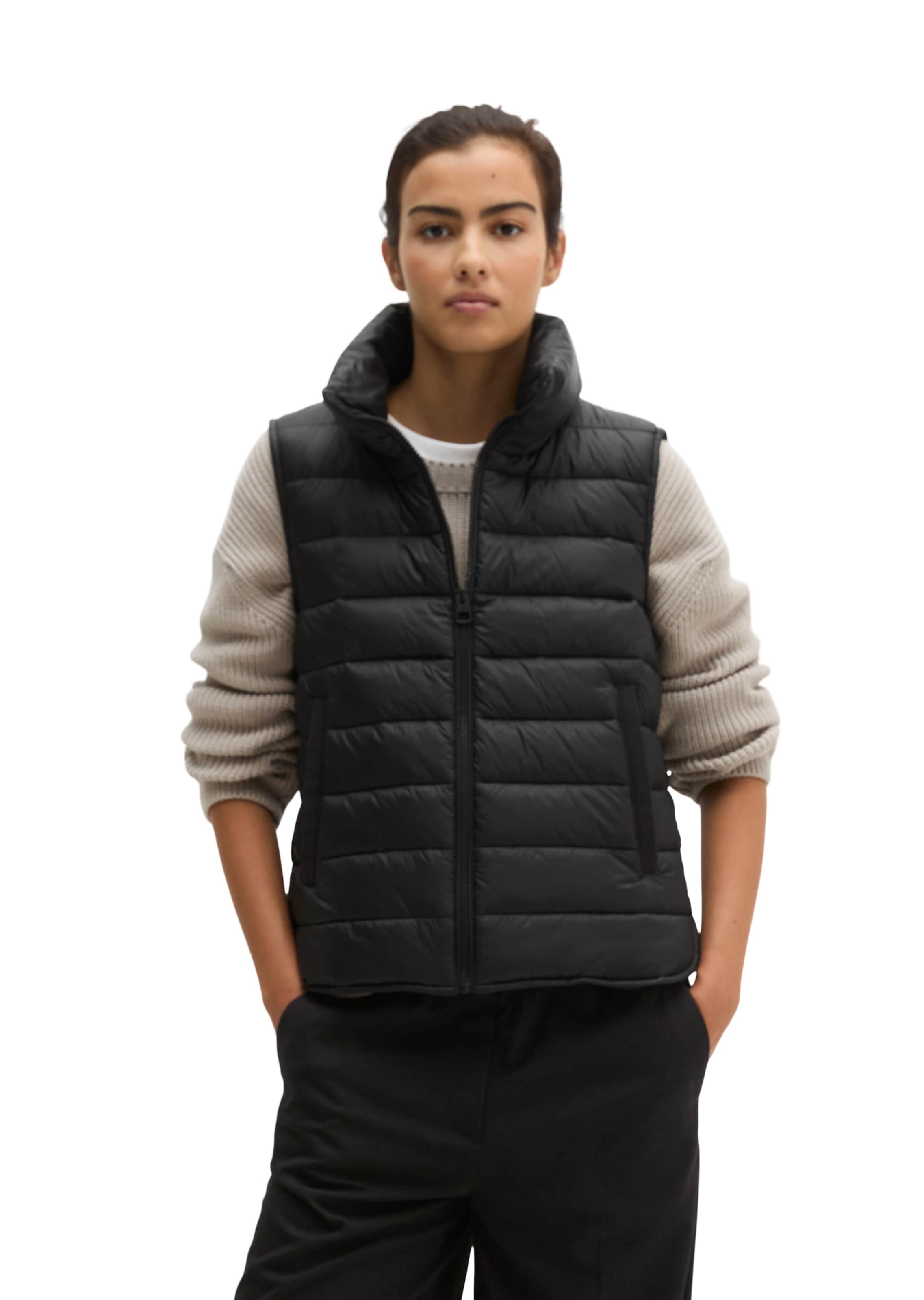 Marc O'Polo Vest in Black: front