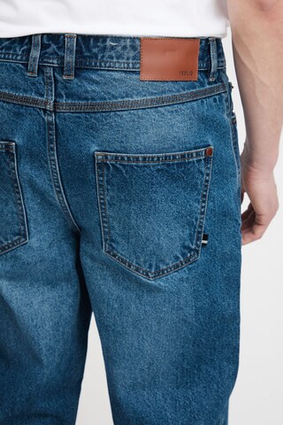 !Solid Regular 5-Pocket Jeans in Blau