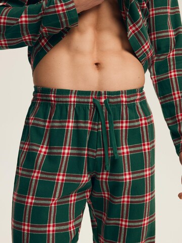 Henderson - Pijama largo 'Nut' en verde