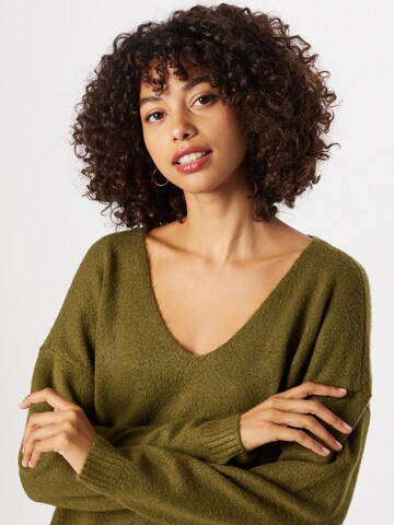 Pullover 'Son' di Noisy may in verde