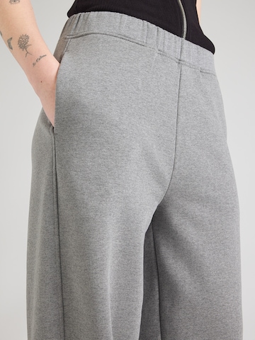 SELECTED - Ropa ancha Pantalón 'SLFARI' en gris