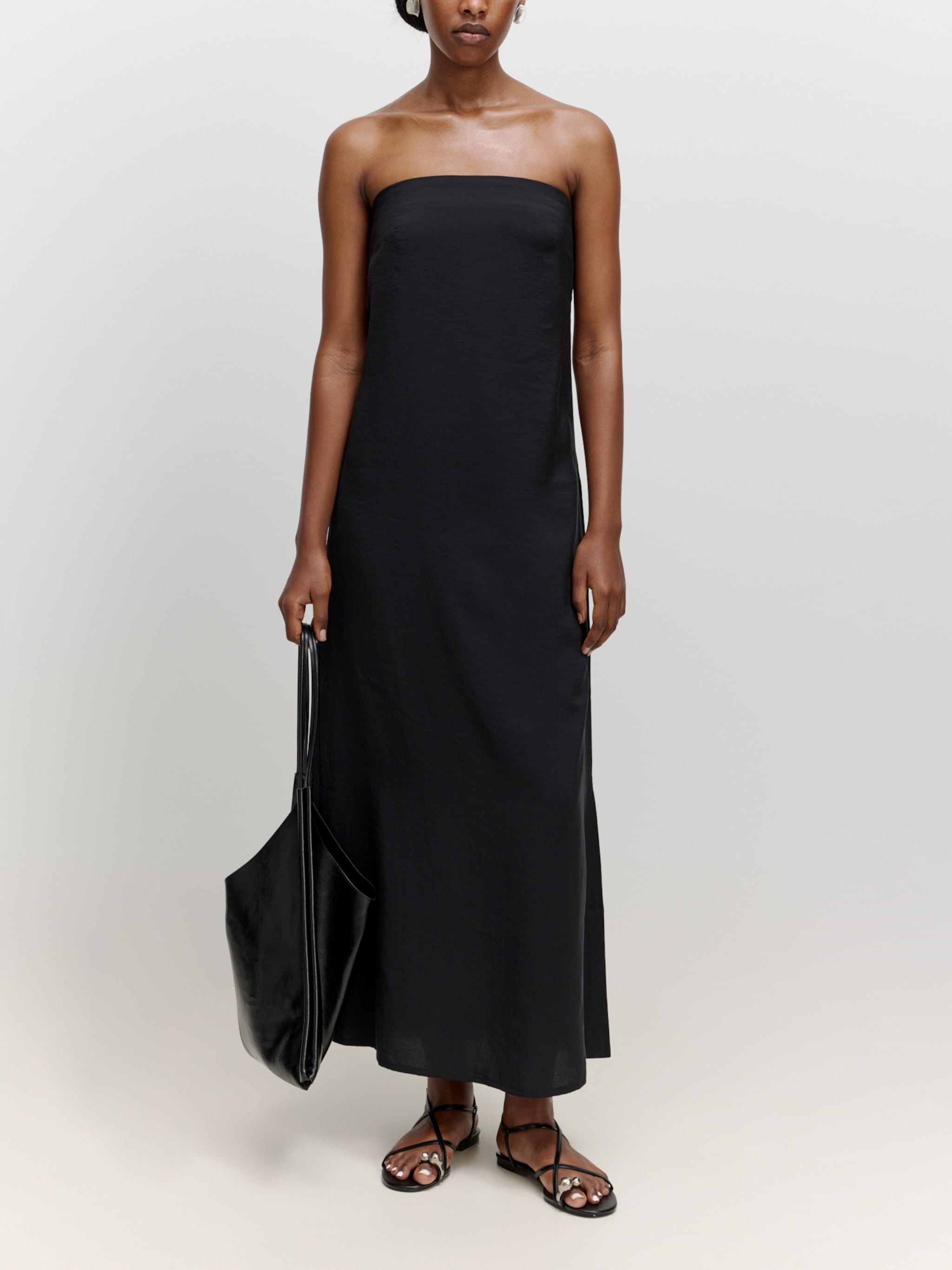 EDITED Producten Jurk 'Raelyn' Zwart