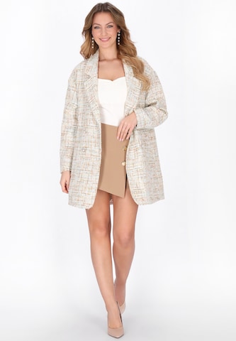 faina Between-seasons coat in Beige