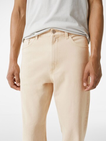 Bershka Regular Jeans in Beige