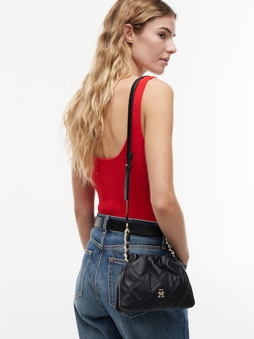 TOMMY HILFIGER Válltáska - fekete