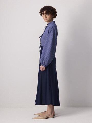 Touche Prive Skirt in Blue