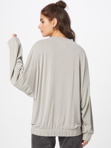 Karo Kauer Shirt 'Millie' in Grau