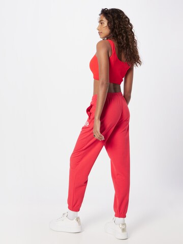 GAP - Tapered Pantalón en rojo