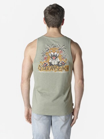 Maglietta di KOROSHI in verde: frontale