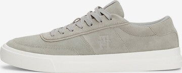 TOMMY HILFIGER Sneakers laag in Grijs: voorkant