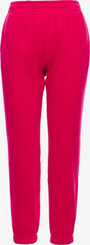 made of emotion - Tapered Pantalón ' M760 ' en rojo: frente