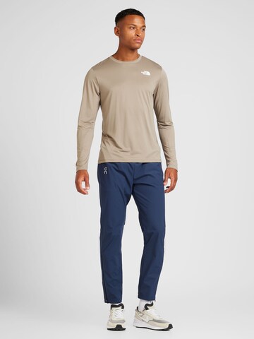 THE NORTH FACE - Camiseta funcional en gris
