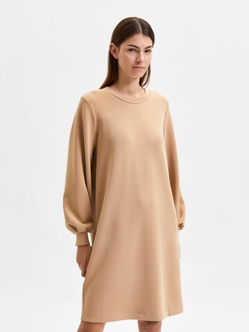 Robe 'Tenny' SELECTED FEMME en beige : devant