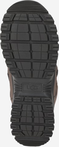 UGG حذاء للثلج 'Yose' بلون بني