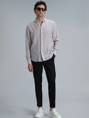 Coupe regular Chemise 'New' Lufian en marron