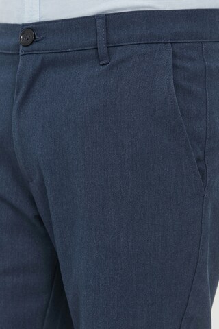 !Solid Slimfit Chinohose in Blau