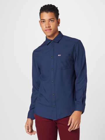 Tommy Jeans Regular fit Button Up Shirt in Blue: front