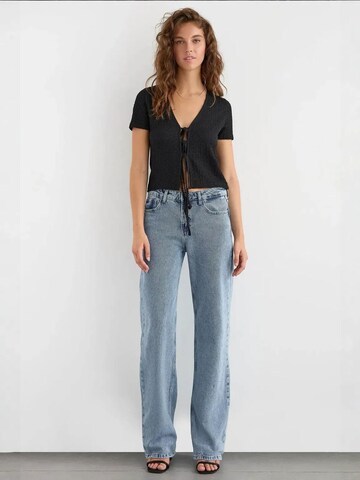 Hiccup Blouse in Black