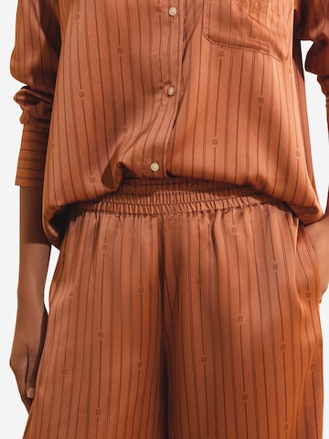 Pantaloncini da pigiama 'Rumi' di ETAM in marrone