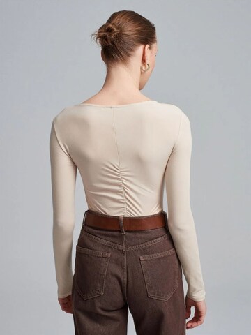 Dilvin Shirt in Beige
