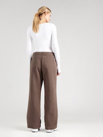 Girlfriend Collective Loose fit Sports trousers 'Millie' in Brown
