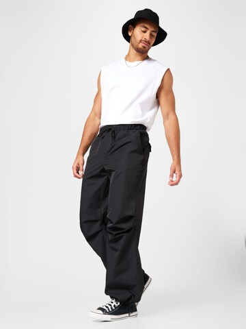 TOPMAN Tapered Hose in Schwarz