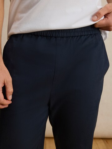 DAN FOX APPAREL Regular Панталон 'Furkan' в синьо