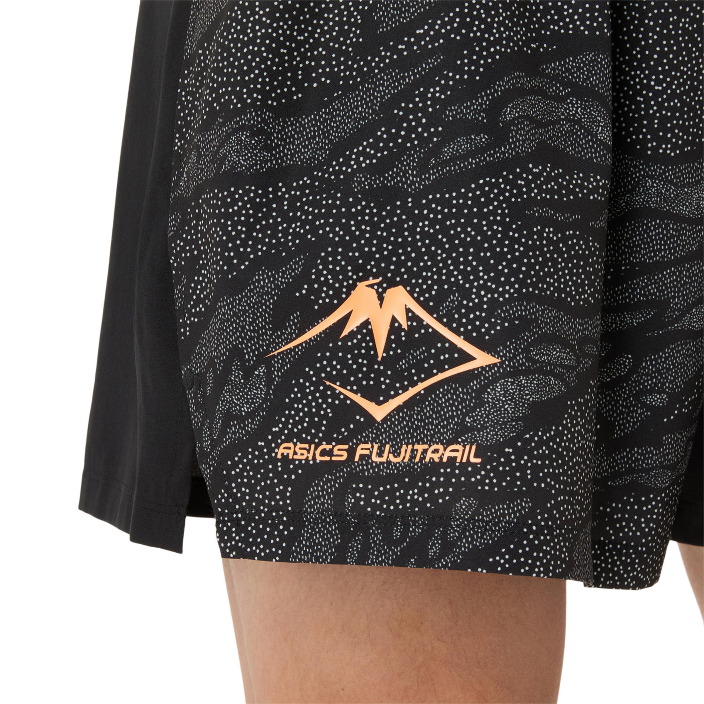 ASICS Regular Workout Pants in Black