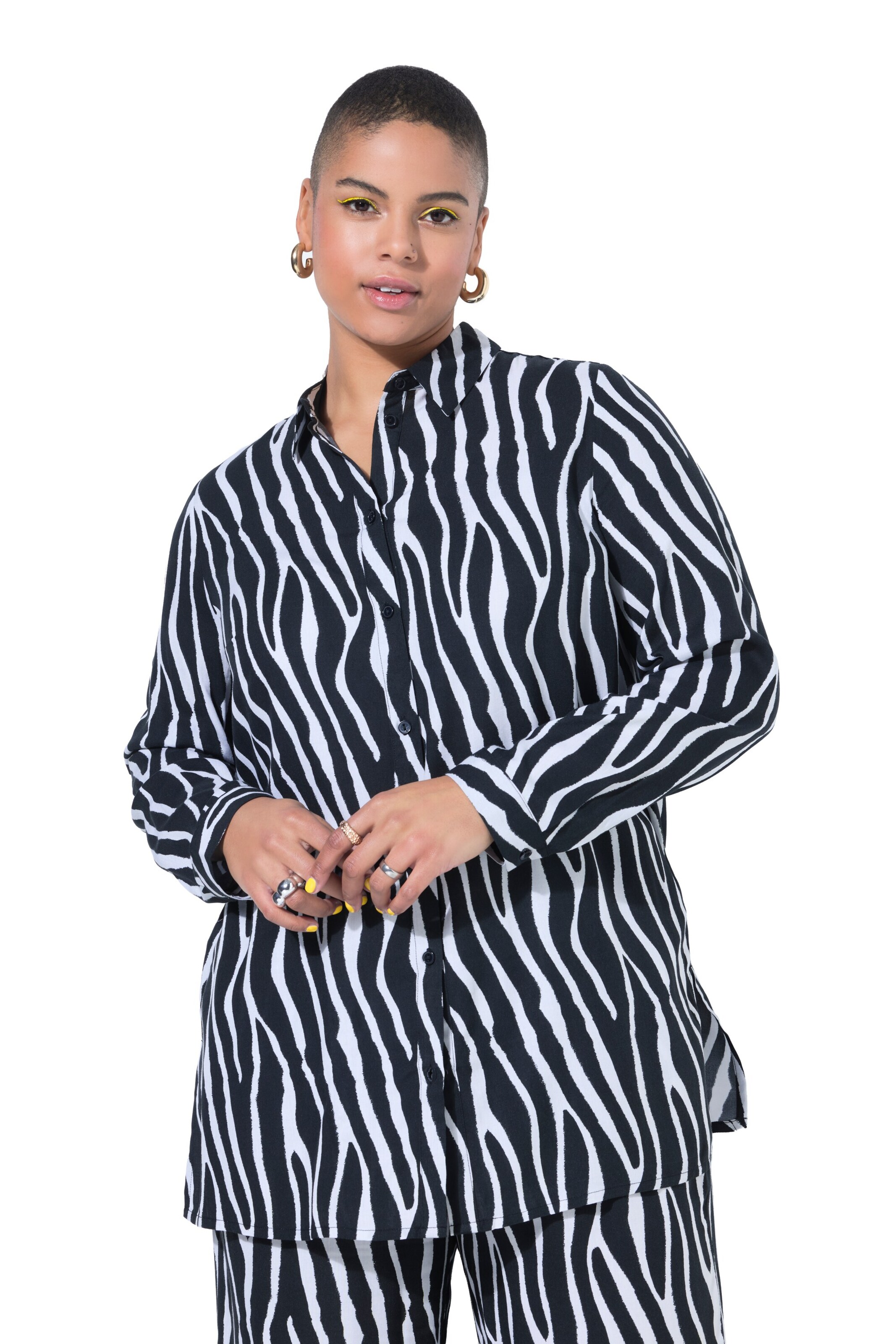 Studio Untold Blouse in Zwart: voorkant