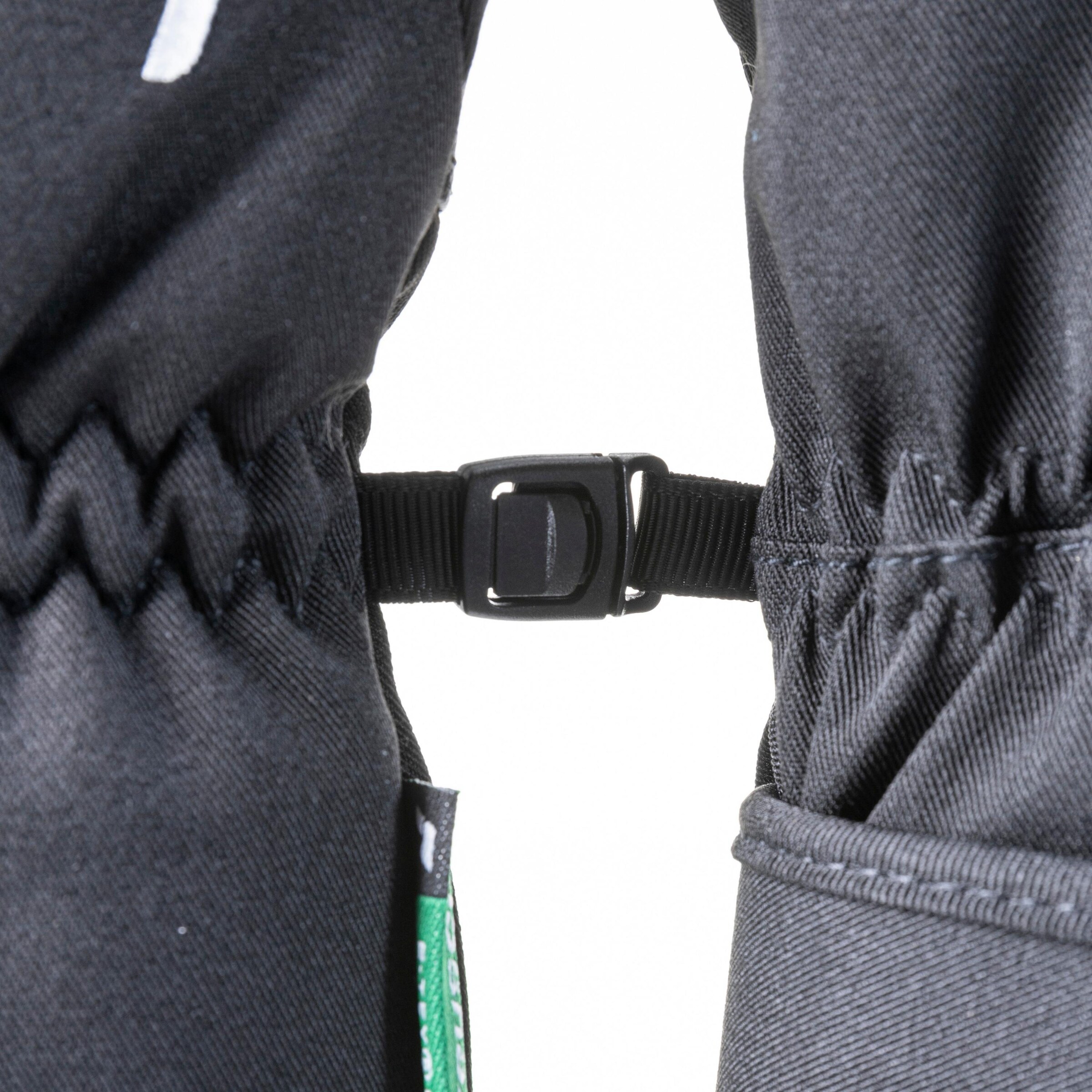 REUSCH Sporthandschuhe 'Eden' in Schwarz